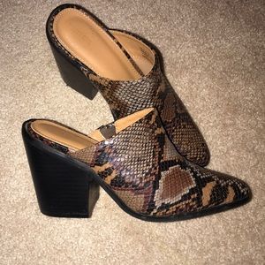 Mule snake skin heels